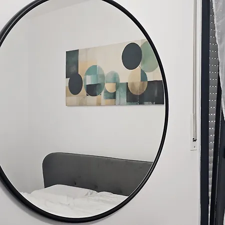 Valentino Zirkon 地拉那