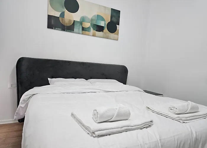 Valentino Zirkon Apartment