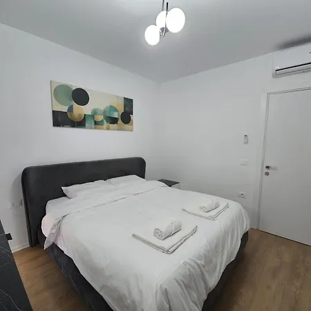 Valentino Zirkon Appartement Tirana